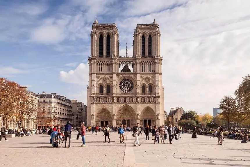 Studio Calme Et Eclaire Proche De Nation A Apartamento Paris